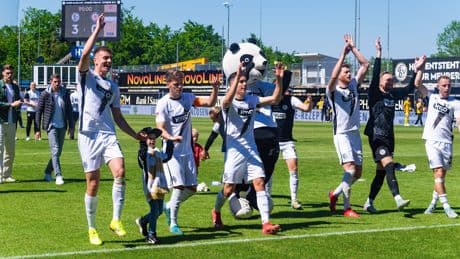 SV Elversberg kann heute aufsteigen - Aus einer Bierlaune in die Bundesliga?