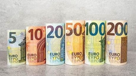 Bruselas da luz verde para que Bulgaria adopte el euro a partir de 2026