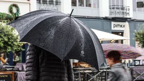 Trois départements placés en vigilance orange pour des risques d'avalanche et de pluie-inondation