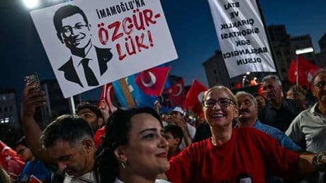 Turquie : tout comprendre aux poursuites qui visent Ekrem Imamoglu, principal rival du président Erdogan