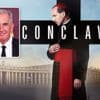 Auteur van ‘Conclave’ onthult wat er écht gebeurt tijdens pausverkiezing: “Misschien 1 op de 4 kardinalen stemt bij eerste stemronde op zichzelf”