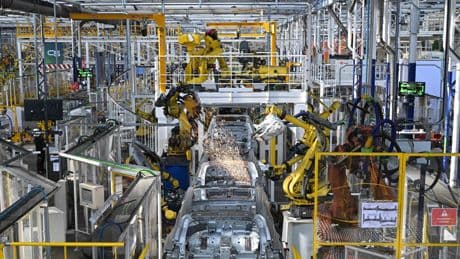 Stellantis ferma i piani per l’auto a idrogeno