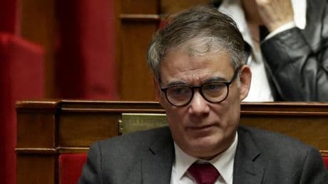 Meurtre raciste dans le Var : Olivier Faure accuse Bruno Retailleau de propager un «racisme d’atmosphère»