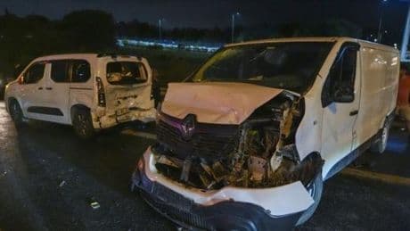 İstanbul’da 16 aracın karıştığı zincirleme trafik kazası! 6 kişi yaralandı