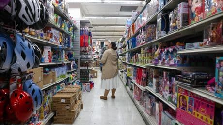 Consumer Confidence Hits Five-Month High Despite Rising Inflation