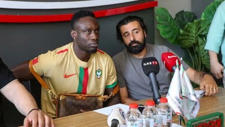 Amedspor eski Galatasaraylı Mbaye Diagne'yi renklerine bağladı!