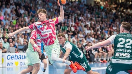 Klatsche für Göppingen - 43 Tore! Füchse ballern sich in Meisterlaune