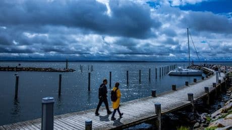 Regen statt Badespaß – Unwetter trüben vielerorts den Urlaubsstart