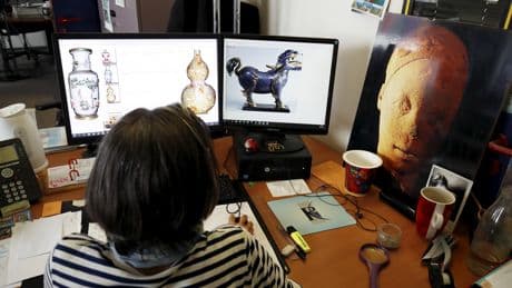 Lutte contre les détecteurs de métaux, IA... Ces nouvelles tactiques utilisées par la police de l’art pour endiguer le crime organisé