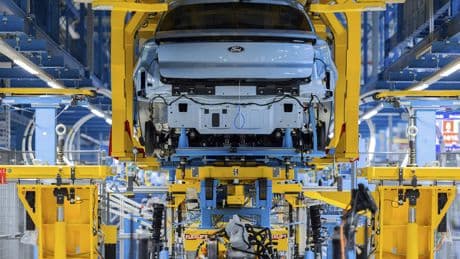 La course contre-la-montre des constructeurs automobiles pour contourner l'emprise de la Chine sur les terres rares