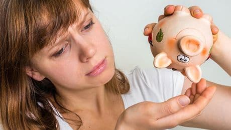 Three in four savings accounts now pay less than the base rate of 4%