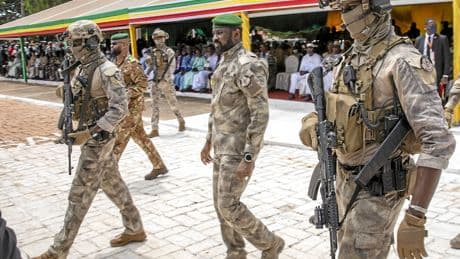 Mali : la junte dissout tous les partis politiques