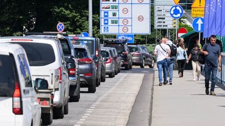 Polnische Grenzkontrollen sorgen für kilometerlange Staus