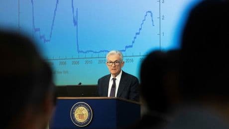 Geldpolitik: Fed-Chef warnt vor anhaltenden Versorgungsengpässen