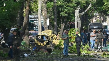 «Narcoterrorisme» en Colombie: au moins cinq morts et 36 blessés dans un attentat au camion piégé