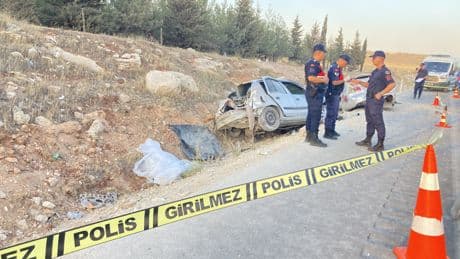 Gaziantep'te feci kaza: Ölü ve yaralılar var