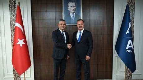 Özgür Özel, Anahtar Parti Genel Başkanı Ağıralioğlu'nu ziyaret etti