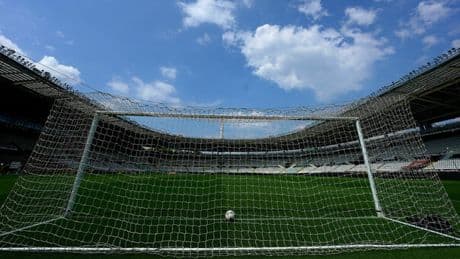 Torino-Inter, tifoso caduto e gioco sospeso. Cosa è successo e i minuti di sospensione