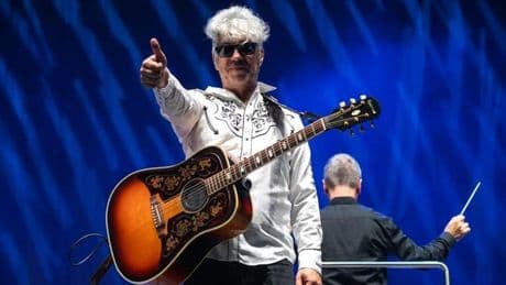 La nostálgica cita de tres míticas voces del pop español de los 80 con la Banda Municipal de Santurtzi