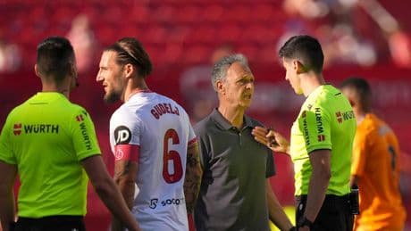 Caparrós: "El VAR llegó para mejorar el fútbol y el efecto ha sido el contrario"
