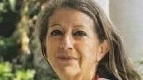 Barbara Venturini morta soffocata a tavola da un boccone, dramma a Salina: addio alla manager culturale
