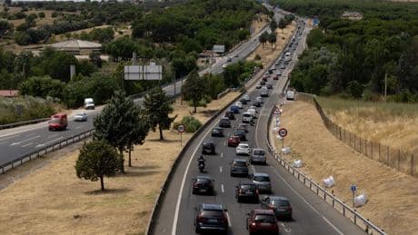 Arranca la segunda gran operación salida del verano: la DGT prevé 7 millones de desplazamientos para el puente