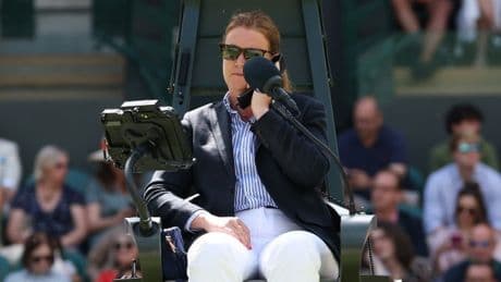 Wimbledon umpire forced to halt match after another glitch as crowd boo