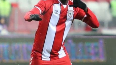 Samsunspor, Mouandilmadji ile sözleşme uzattı!