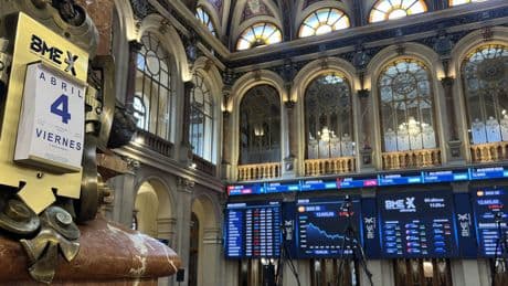 La tensión en Oriente Medio impacta sobre los mercados y el petróleo registra subidas del 6%