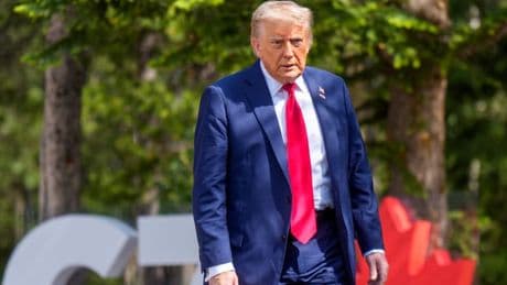 "L'Iran est déjà à la table des négociations": Donald Trump assure qu'"un accord va être signé" avec Israël