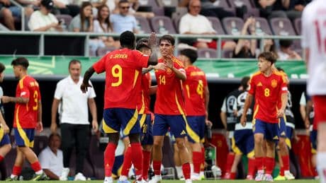España empieza con buen pie y vence en su debut en el Europeo sub-19