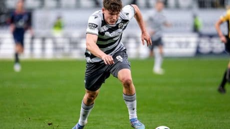 Fußball-Regionalliga: Viel los am großen Drehkreuz