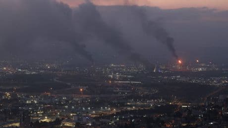 Opnieuw grote Iraanse luchtaanval op Israël, drie doden en bijna 70 gewonden
