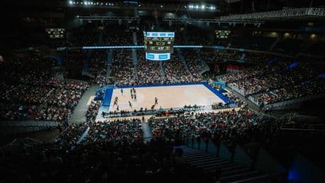 Más de 50.000 fans vibran con los Globetrotters en el cierre de su gira española