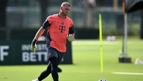 Welcher Verein jetzt mitmischt - Heißer Transfer-Poker um diesen Bayern-Keeper!