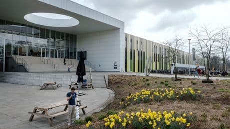 Uitbreiding ASML in Eindhoven stap dichterbij