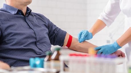 Donare sangue in Europa, le differenze tra Italia e gli altri Paesi: tra requisiti e benefit