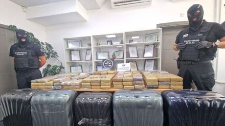 Diplomatik plakalı araçta rekor kokain: 206 kilo