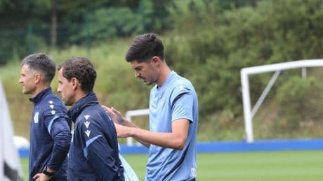 Sergio Francisco no recupera a Zakharyan pero cuenta con una novedad en el entrenamiento