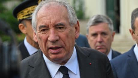 Réforme de l’administration territoriale : François Bayrou élargit les pouvoirs des préfets