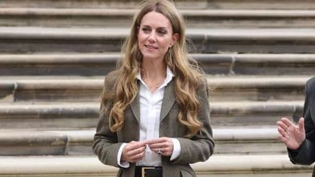 Kate Middleton’s suede ballet flats are the perfect shoe for in-between autumn weather