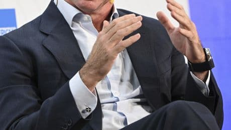 Aegon contabiliza pagos por 147 millones a Santander por su alianza de bancaseguros