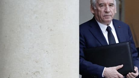 Déserts médicaux : François Bayrou ne touche pas à la liberté d’installation des médecins
