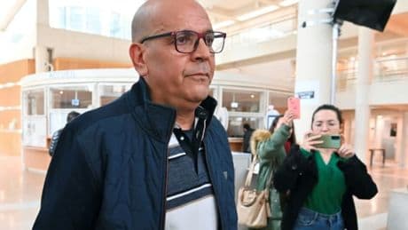 INFO BFMTV. L'influenceur algérien "Doualemn" est à nouveau libre