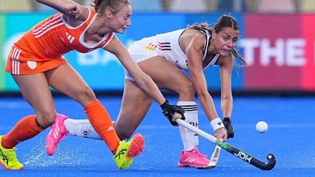 Hockey-EM: Frau Doktor steht vor dem Absprung