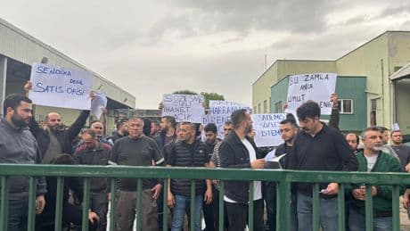EMEP’ten patrona ve sendikal bürokrasiye karşı direnen Aroma işçilerine destek