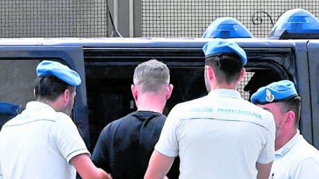 Anziana uccisa con l'auto rubata: i bimbi rom affidati al Comune