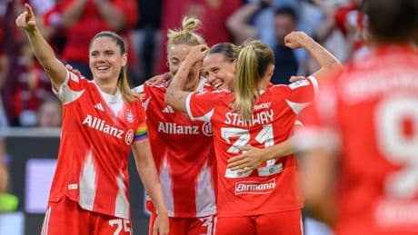 FC Bayern zum Auftakt der Frauen-Bundesliga: Ein Rekordspiel, in dem das Luxusproblem deutlich wird