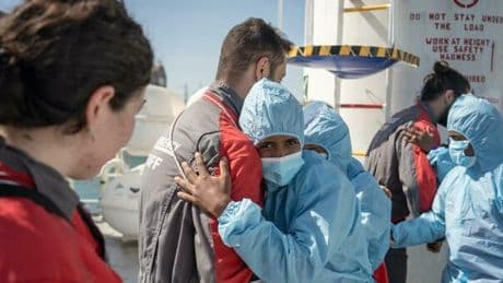Migranti, i giudici: «Niente Cpr se non informati dei propri diritti, anche se irregolari»