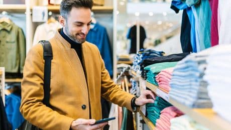Barriers To Effective Omnichannel Retail (And How To Solve Them)
